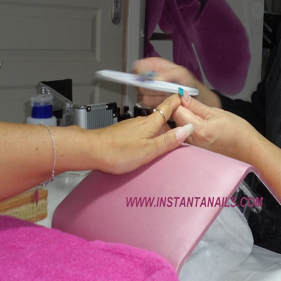 remplissage comblement ongle laverune fabregues st georges st jean